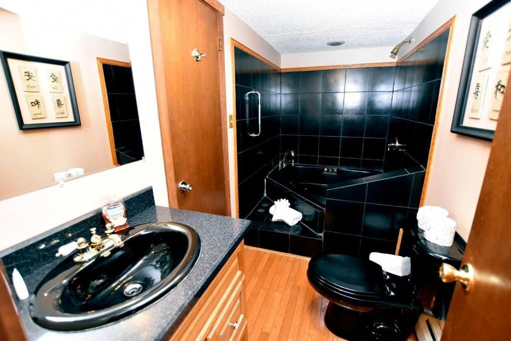3-Bedroom Vacation Home Steps To Camelback Ski Area Ski-In Ski-Out Crescent Lake Bagian luar foto